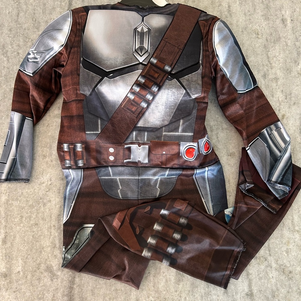 Star Wars Mandelorian Costume for Kids Size S